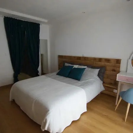 Ti Laouen Karaez Apartamento Carhaix-Plouguer Exterior foto